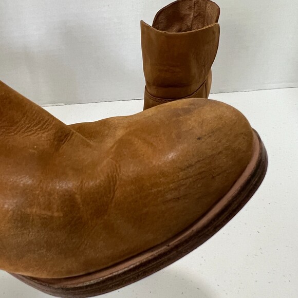 Vince Camuto Helyn Bootie Ankle Boots Tan Brown Leather Stacked Heel Women's 6 M - Picture 9 of 12